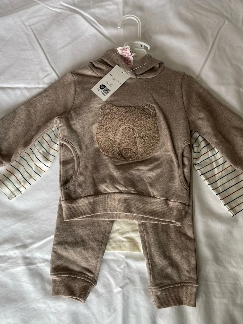 Max Studio three-piece bear cub sweat suit teddy-embroidered bear hoodie 12M NWT